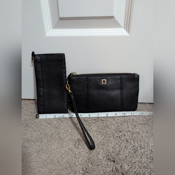 Lodis Black Leather Wristlet Clutch With Card Holder - Picture 4 of 5